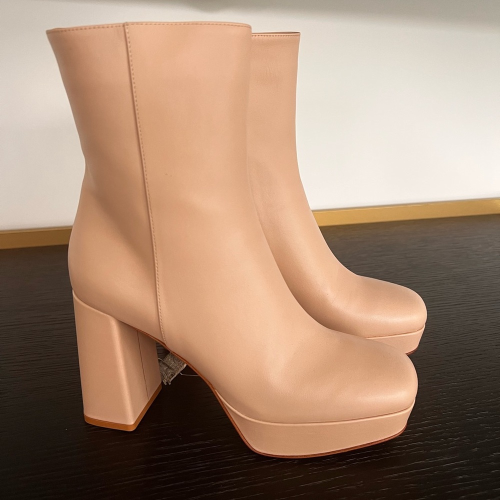 Gianvito Rossi Blush Heeled Boots
